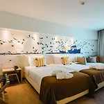 Hotel Mh 4*