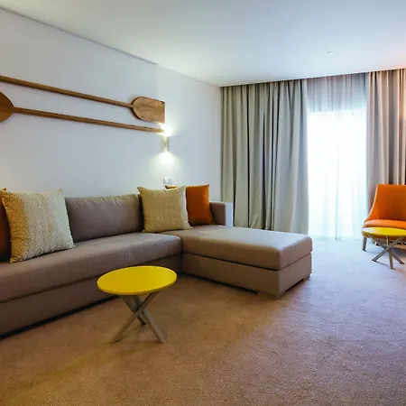 Mh Hotel 4*