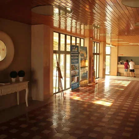 Otel Mh 4*