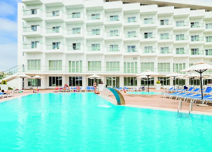 Mh佩尼切酒店 4* 佩尼契