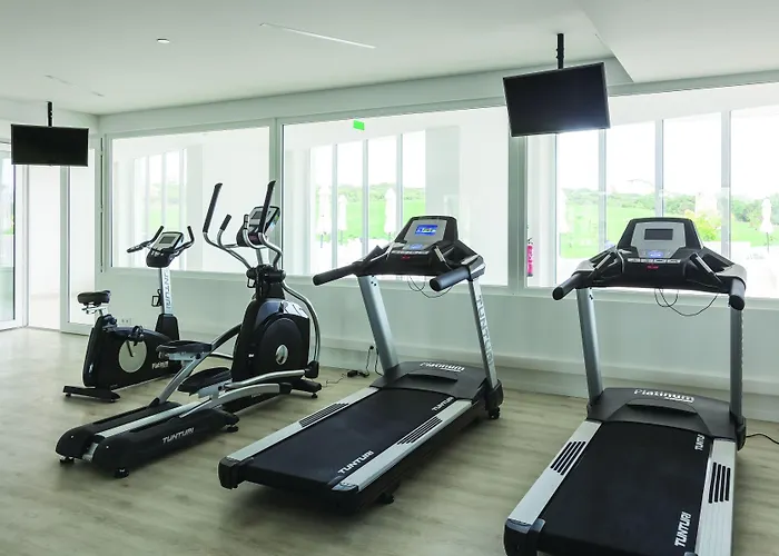 Mh佩尼切酒店 4*