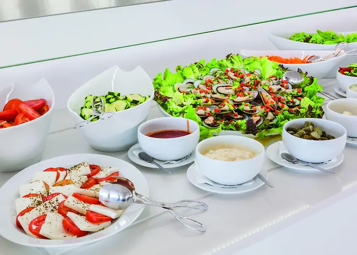 Mh佩尼切酒店 4* 佩尼契